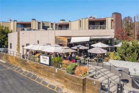 Photo of 335 Nieto Avenue, Long Beach, CA 90814 (MLS # PW26029336)