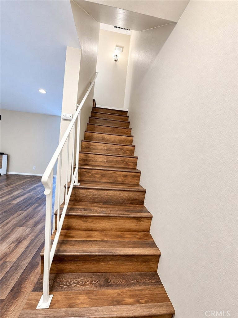 1316 Elm 9