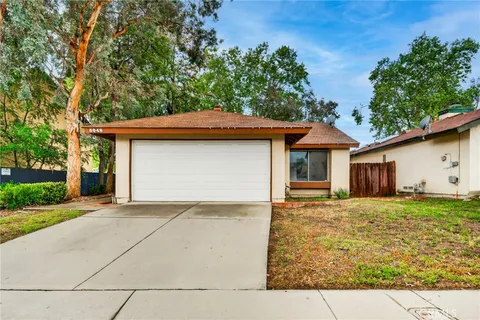 MLS: OC26049733