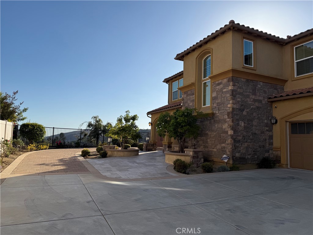 21078 Willow Heights