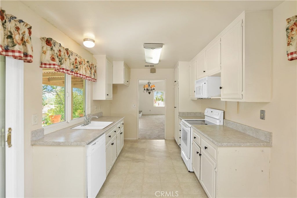 27896 Calle Marin, Mission Viejo CA 92692 - Photo 11
