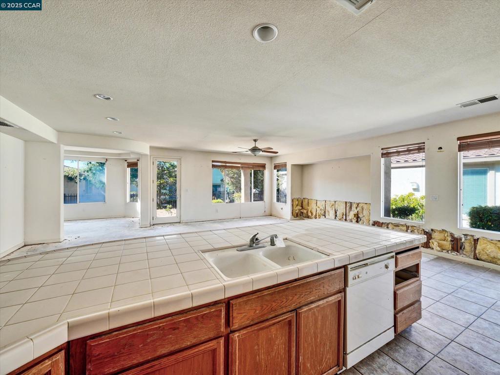 TRILOGY - Residential