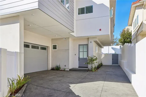 MLS: SB26218922