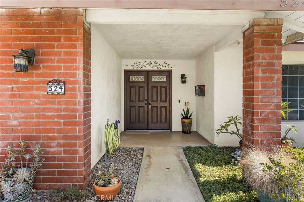 524 Whitten Way