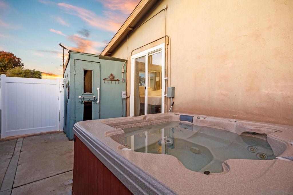 Clairemont - Residential Lease