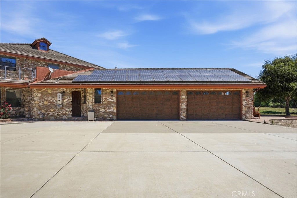 140 E Rice Ranch Road