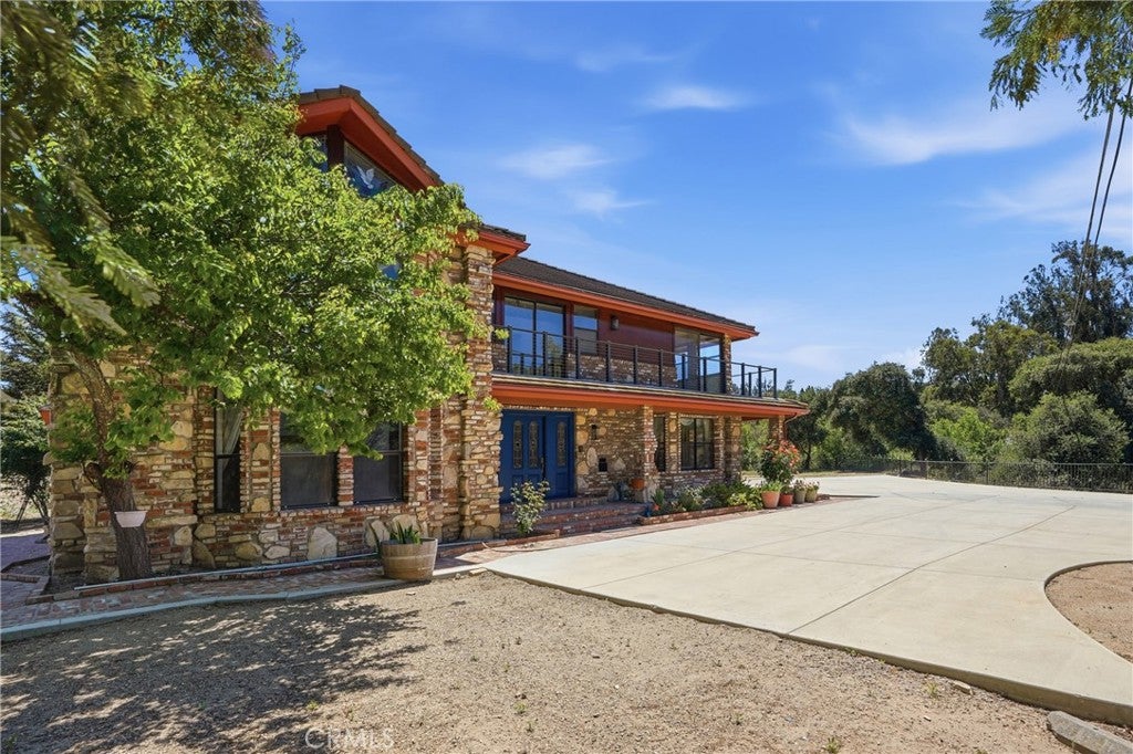 140 E Rice Ranch Road
