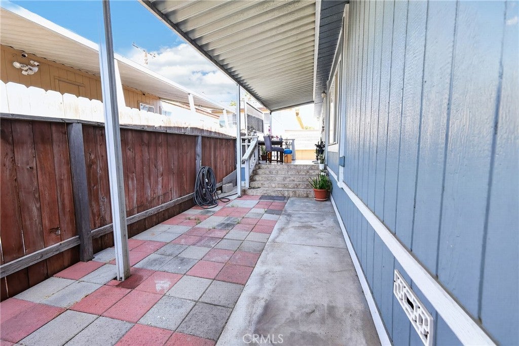 11301 Euclid Street 22