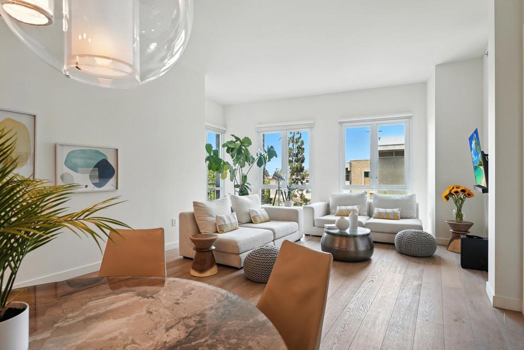 Mission Hills - Residential