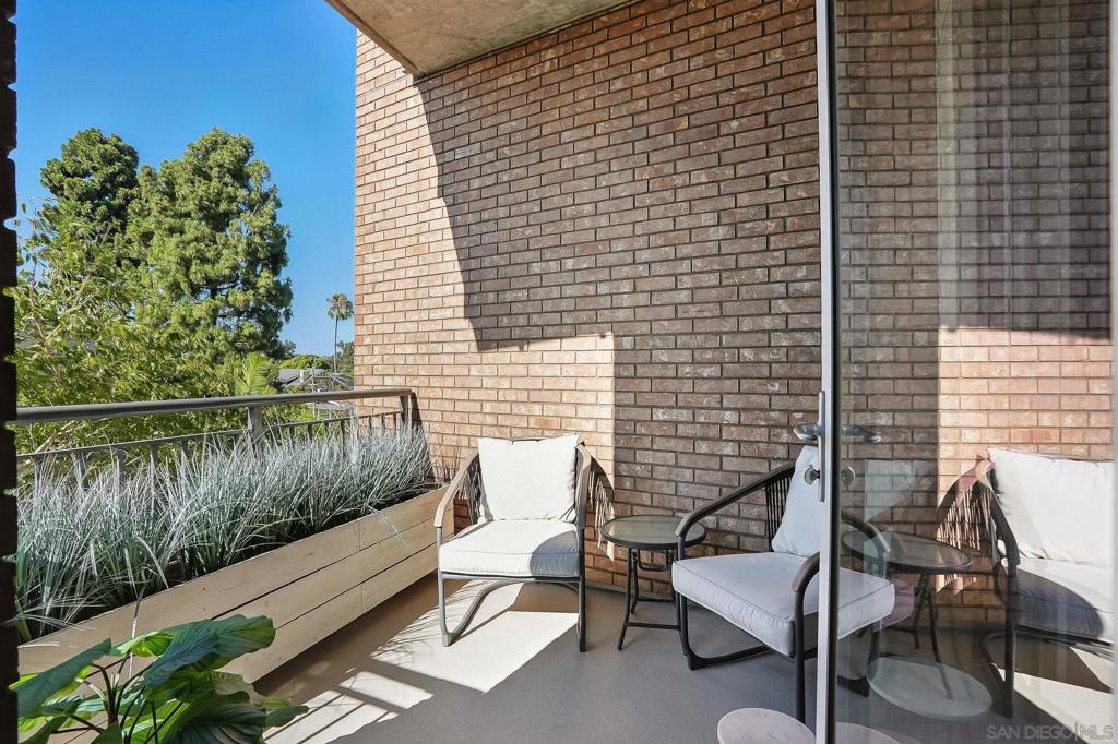 Mission Hills - Residential