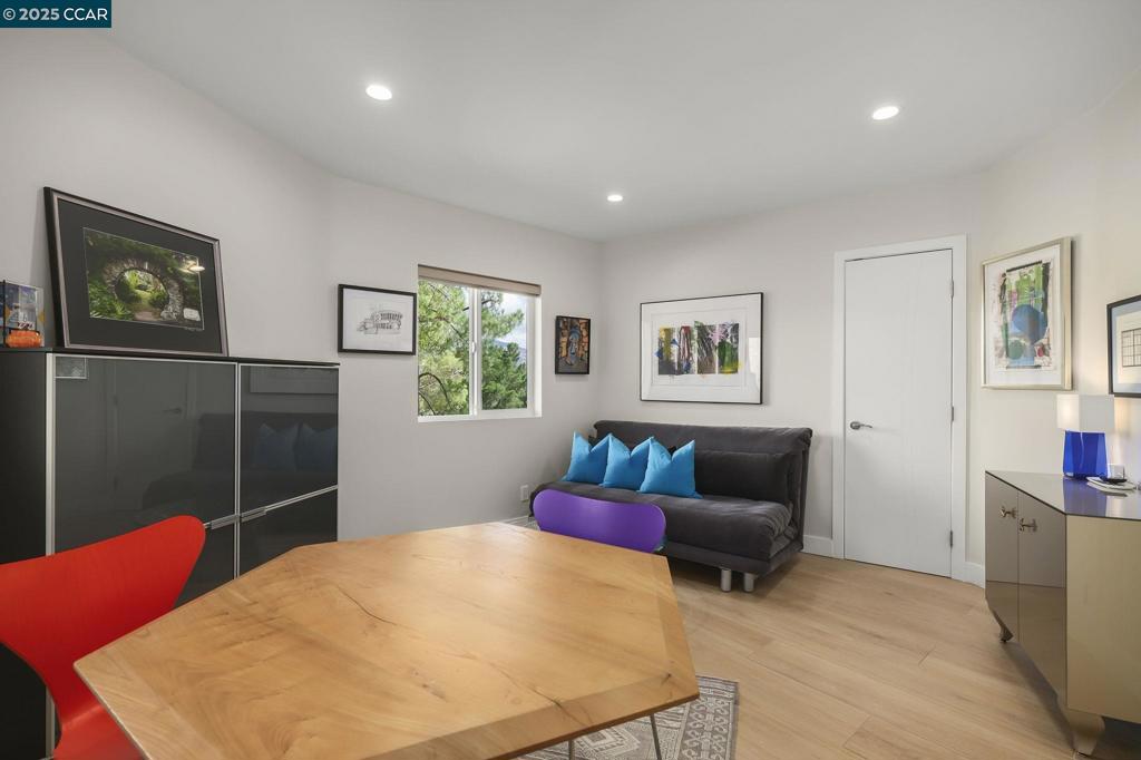 TICE VALLEY - Residential