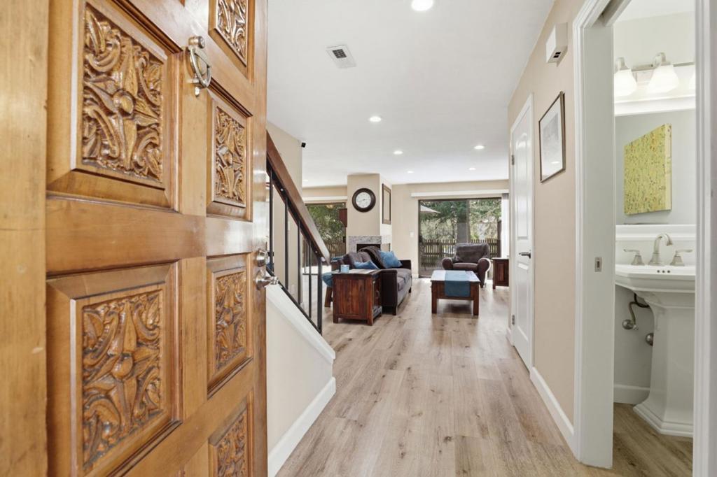 1919 Mountain Creek Court