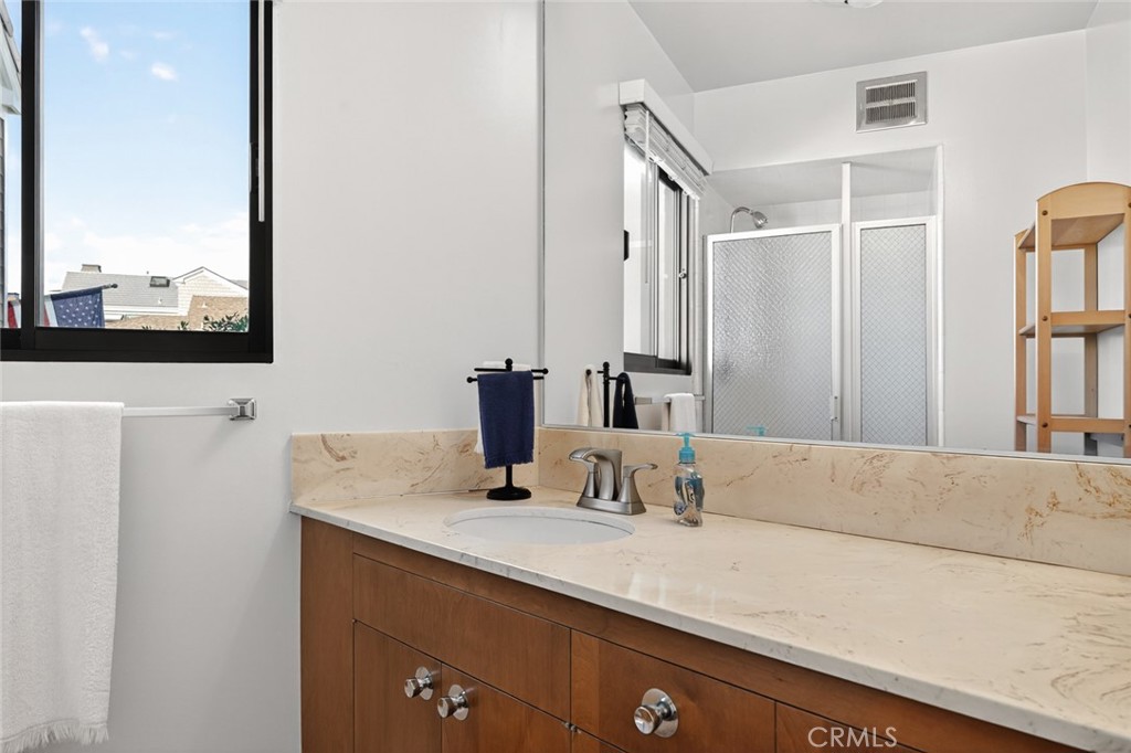 Balboa Island - Main Island (BALM) - Residential Lease