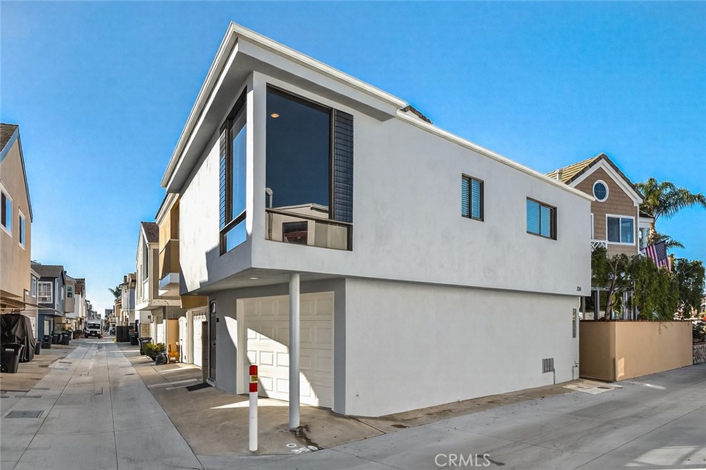 Balboa Island - Main Island (BALM) - Residential Lease