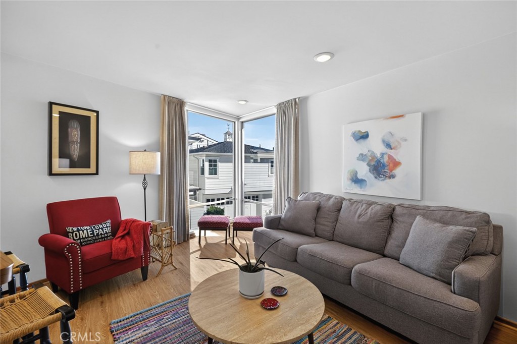 Balboa Island - Main Island (BALM) - Residential Lease