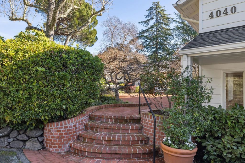 4040 LOS ARABIS DRIVE