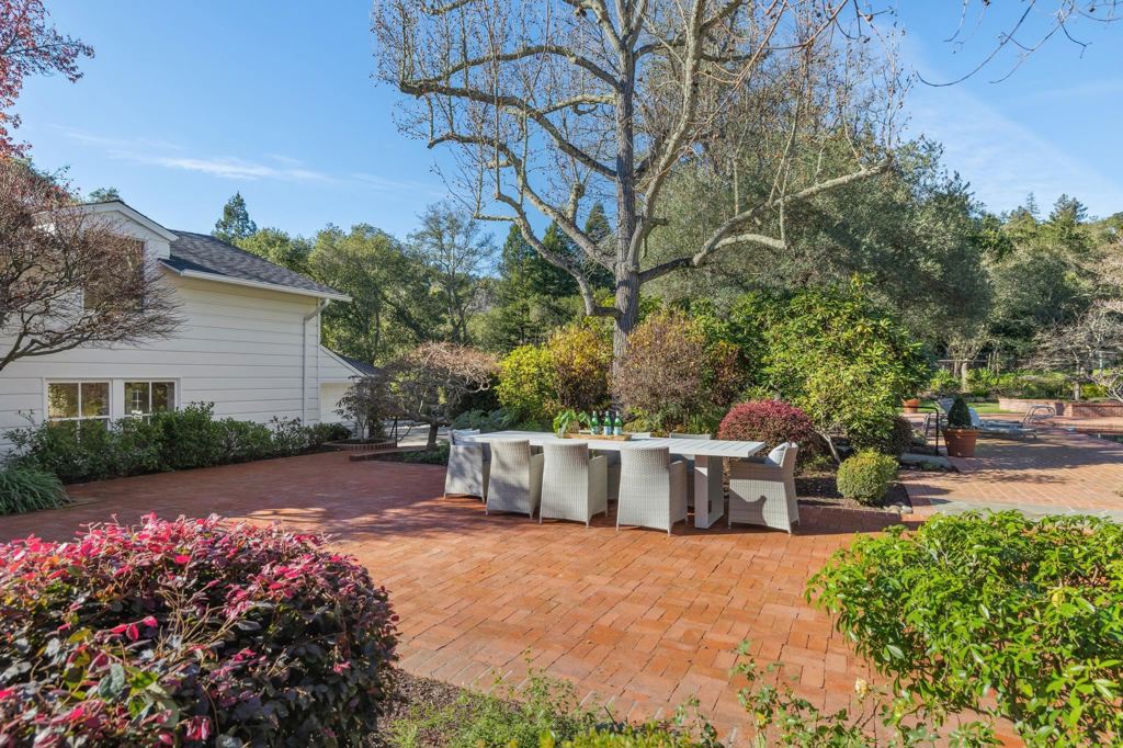 4040 LOS ARABIS DRIVE