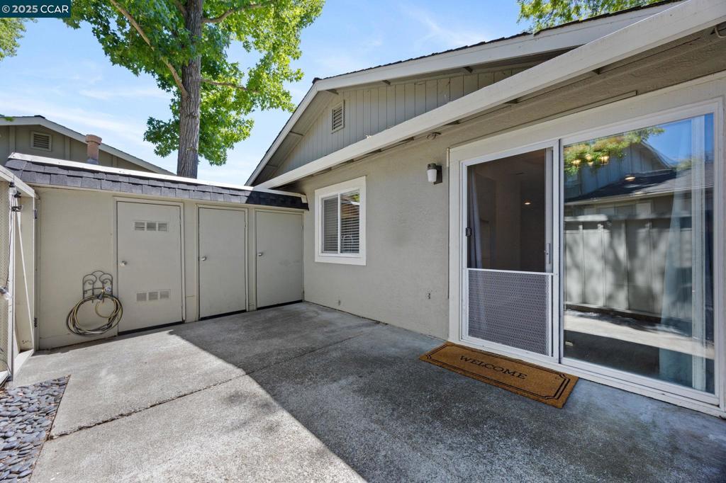 TWIN CREEK - Residential