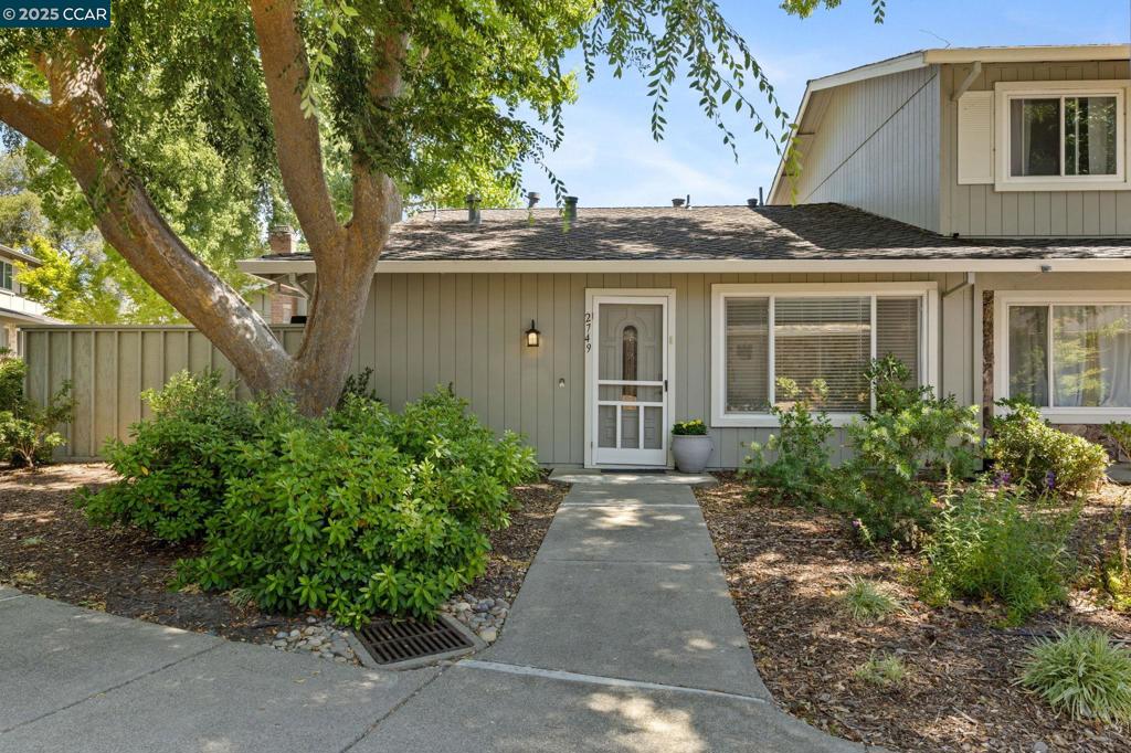 Welcome to 2749 Fountainhead Dr, San Ramon, a captivating residence that combines modern elegance with comfort. This stunning single-level end-unit townhome offers 2 bedrooms and 1.5 bathrooms, ideal for those seeking a perfect blend of style and functionality. Step inside to discover a spacious living area with large open concept family room, creating a warm and inviting atmosphere. Brand new furnace installed. The gourmet kitchen is a chef’s delight, featuring Stainless appliances and ensuring a seamless cooking experience. Enjoy the 2 large bedrooms with the primary having direct access to the beautiful custom bath. Step outside to the generously sized patio, perfect for outdoor dining or simply relaxing. The exterior storage closets add convenience and practicality. Located in a sought-after neighborhood, this property is within close proximity to the community pool, award winning schools, and beautiful parks offering the ultimate in convenience and lifestyle. Experience the very best of San Ramon living!