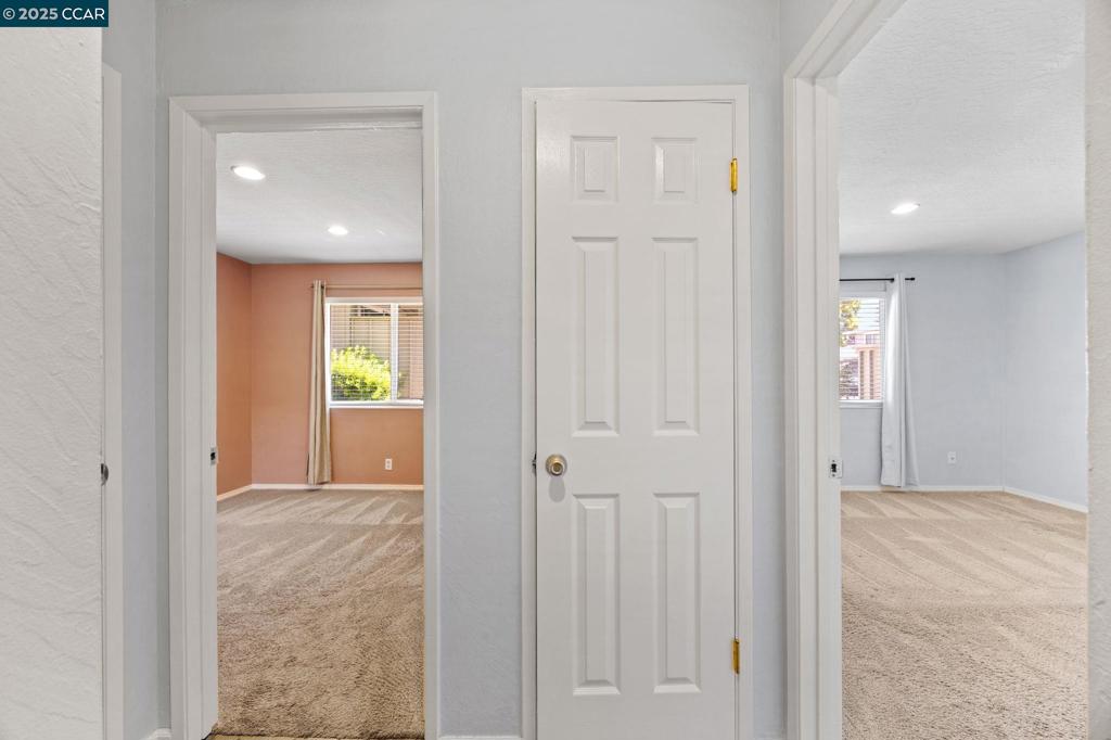 TWIN CREEK - Residential