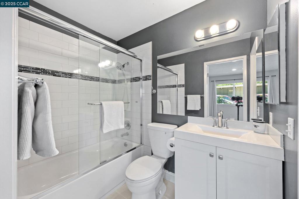 TWIN CREEK - Residential