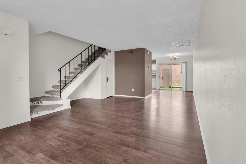 1643 Rue de Valle