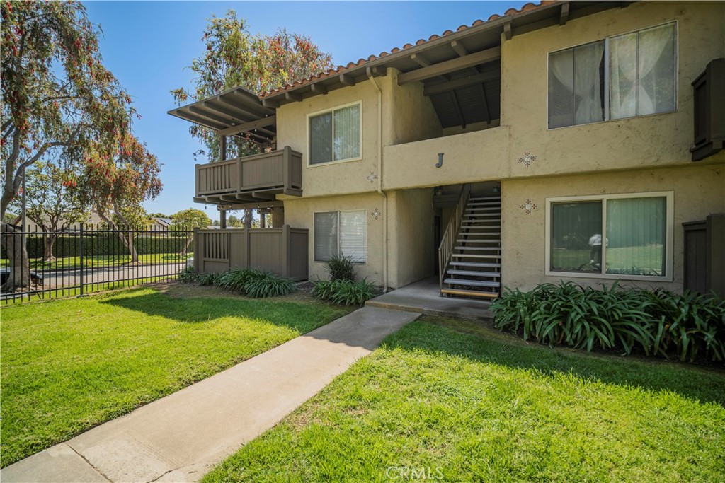 1345 Cabrillo Park Drive J02