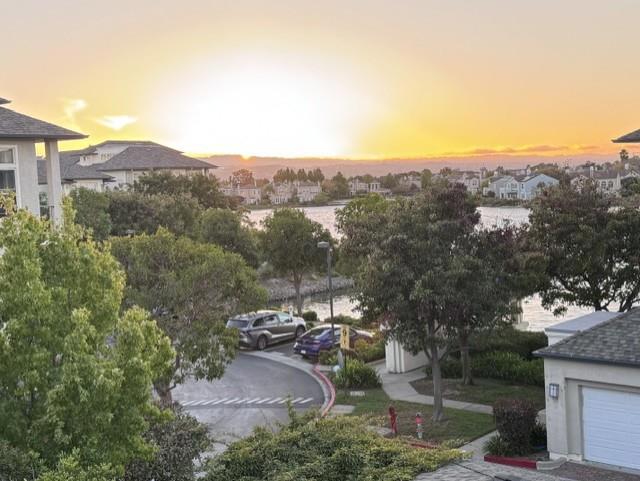 300 Baltic Circle 340