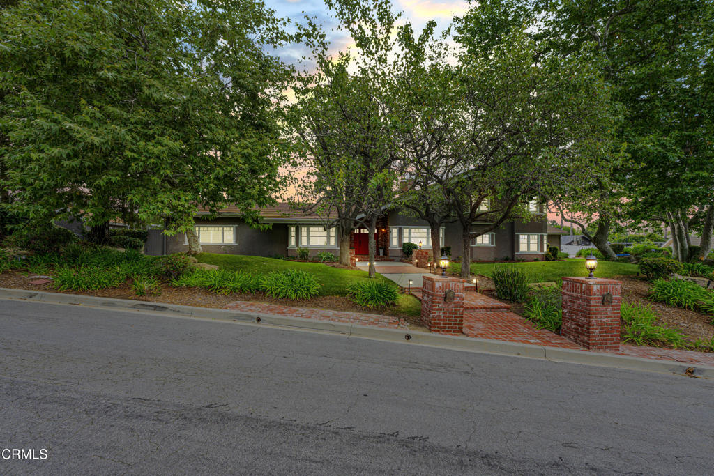 4278 Blackberry Lane