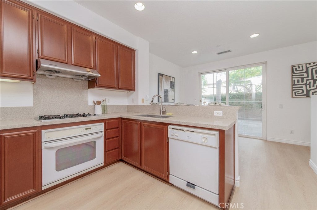 24 Daffodil, Irvine CA 92618 - Photo 13