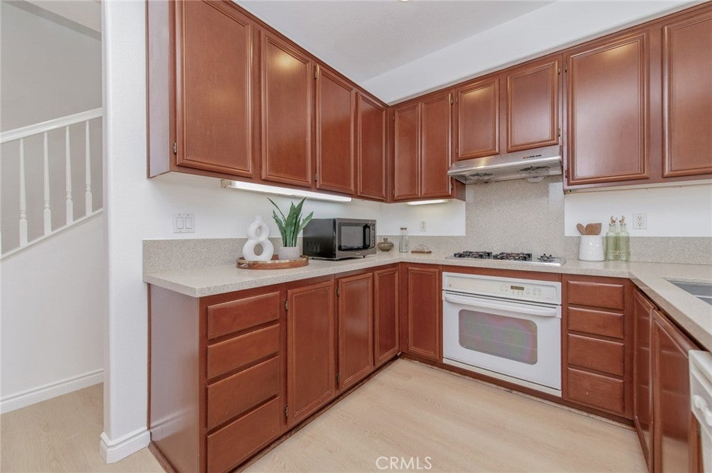 24 Daffodil, Irvine CA 92618 - Photo 14
