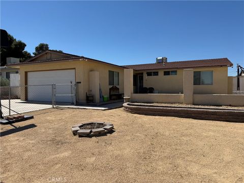 Photo of 404 Fenmore Drive, Barstow, CA 92311 (MLS # HD26061059)