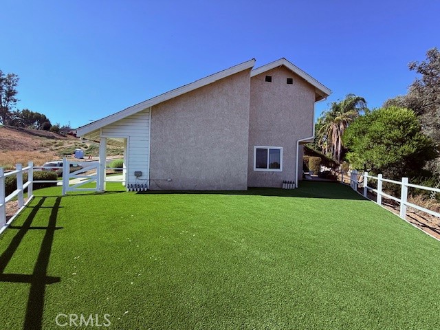 15015 Aqueduct Lane
