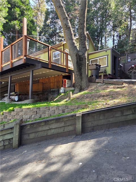 23553 Lake Drive Crestline CA 92325