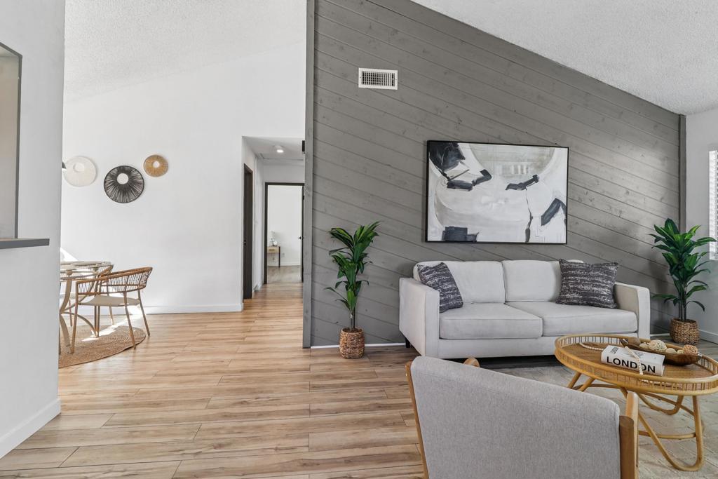 Lakeside - Residential