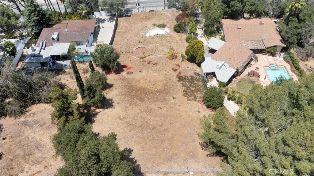 10294 Sunland Blvd