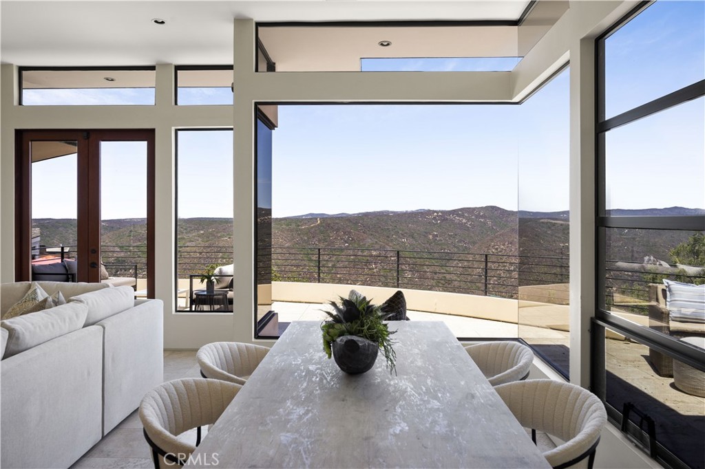 1505 Skyline Drive