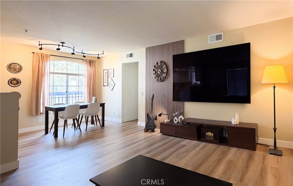 230 S Grisly Canyon Drive B