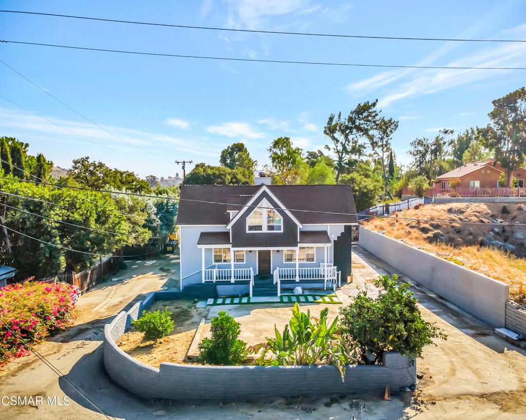 Photo of 9240 Slater Terrace, Chatsworth, CA 91311 (MLS # 225005335)