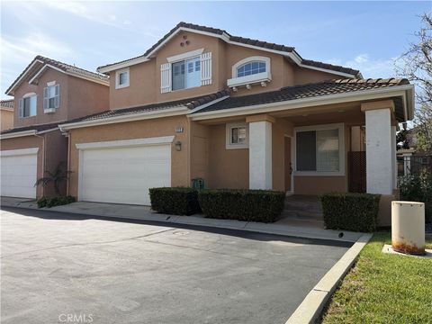 Photo of 272 Twilight Glen Ln, Simi Valley, CA 93065 (MLS # SR26074397)