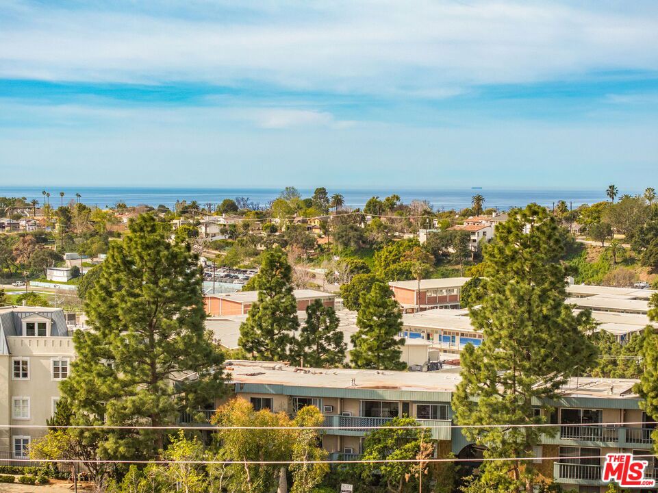 15422 Albright Street