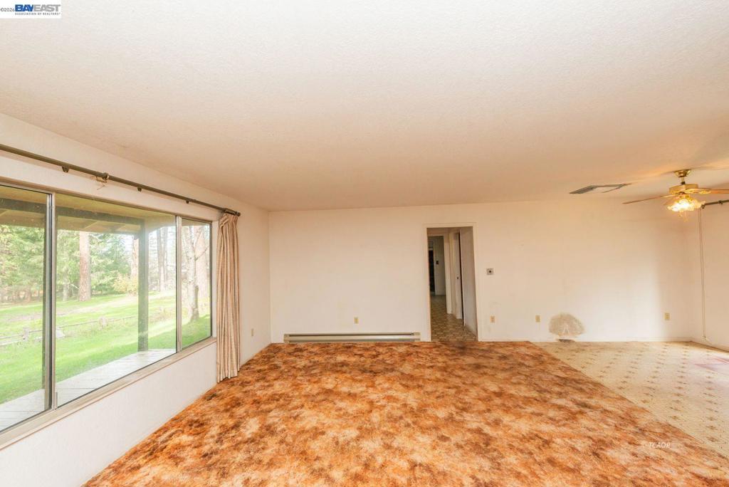 376 Mountain View Dr.