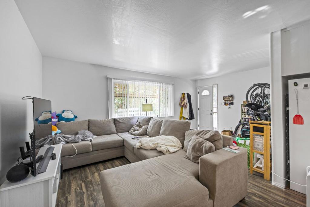215 Avery Lane