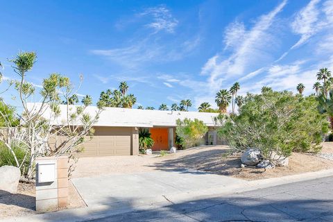 Photo of 2030 S Joshua Tree Place, Palm Springs, CA 92264 (MLS # 219141458PS)