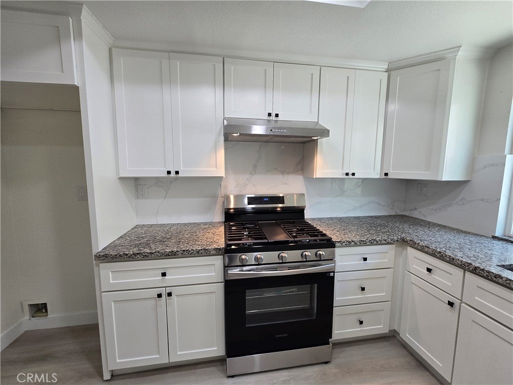 70 Harkness Avenue 4
