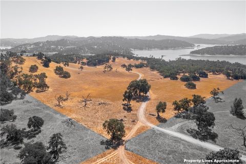 Photo of 0 Tierra Redondo, Paso Robles, CA 93446 (MLS # NS26067206)