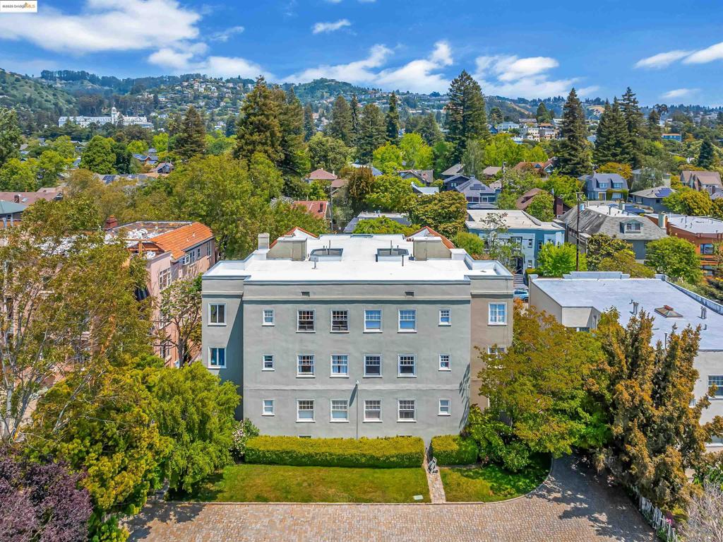 3110 College Ave