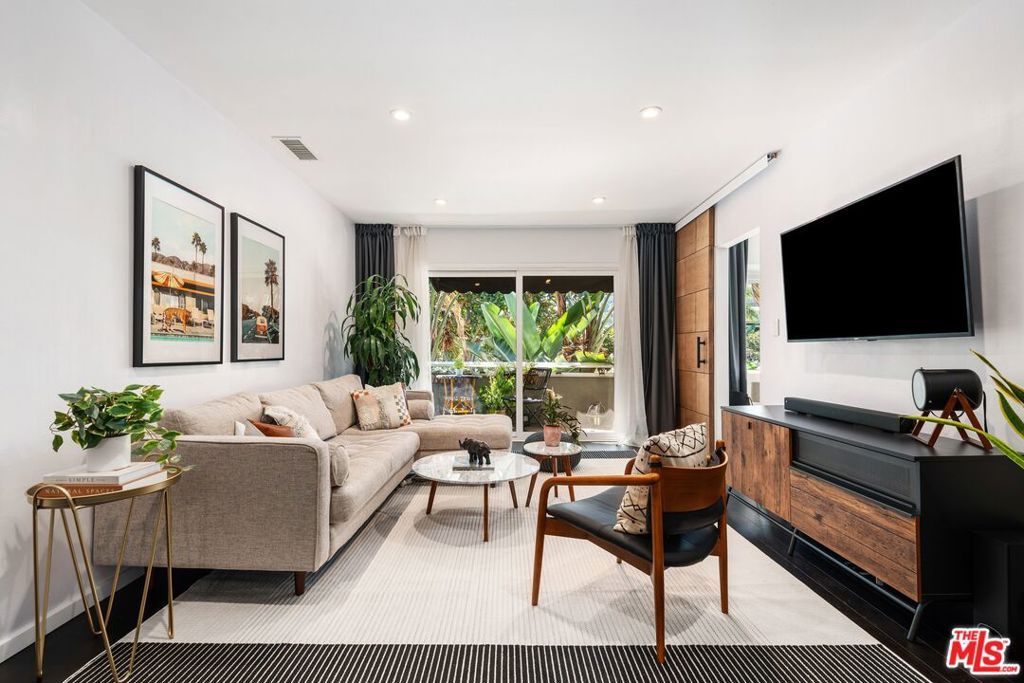 Photo of 1330 N Crescent Heights Boulevard #10, West Hollywood, CA 90046 (MLS # 25589577)