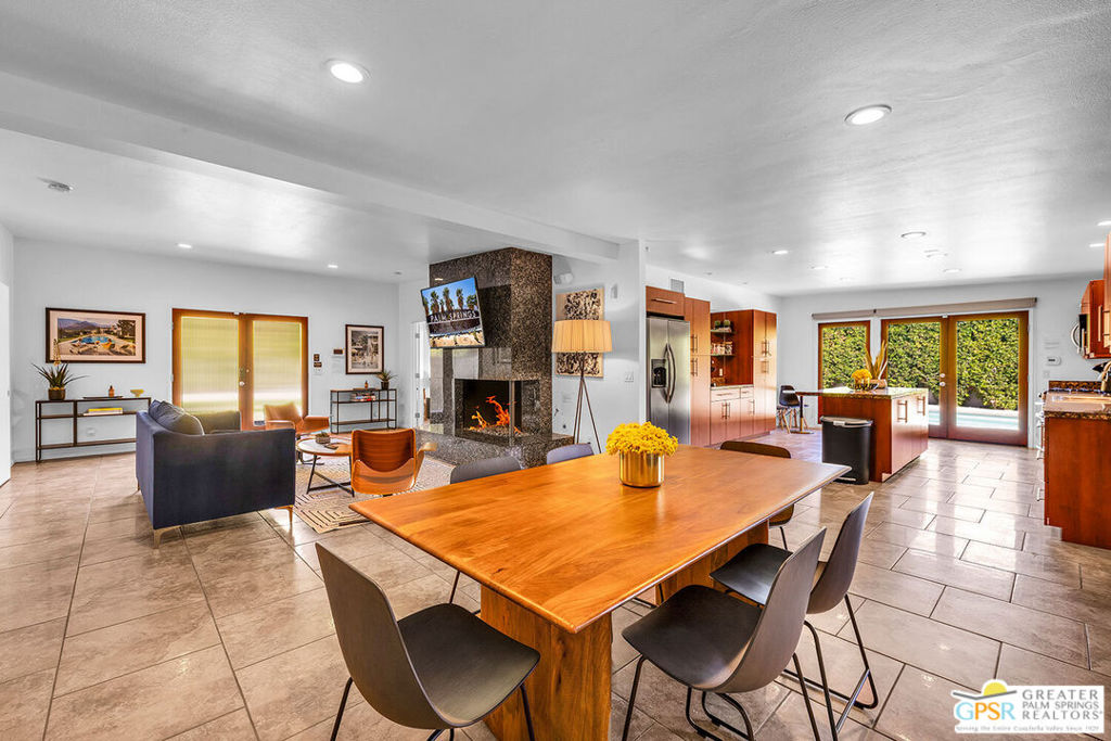 Movie Colony East - Residential