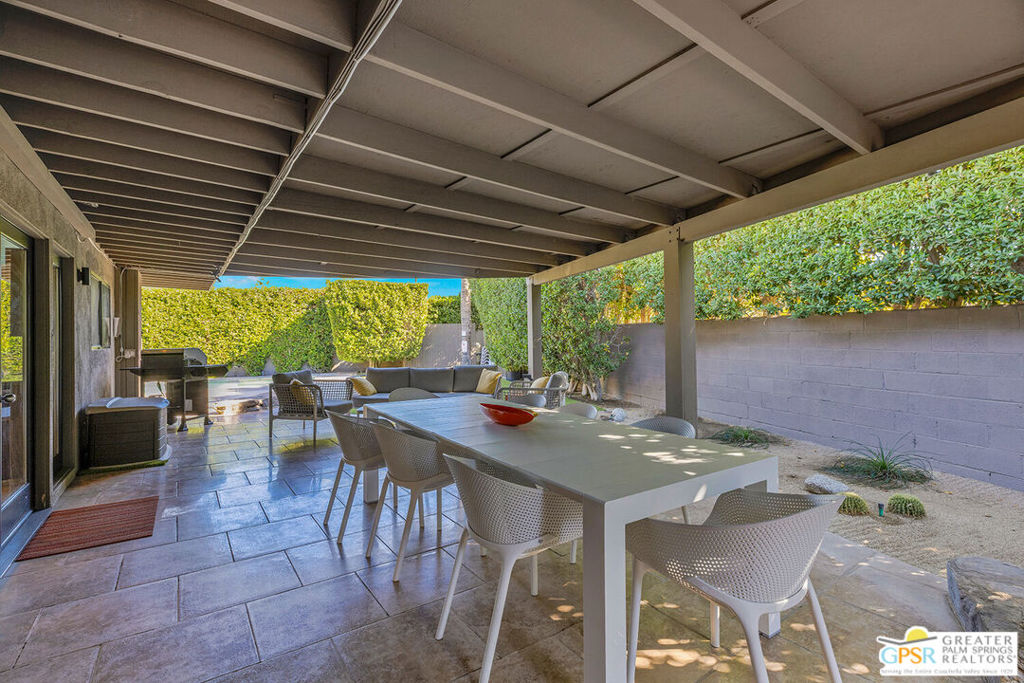 Movie Colony East - Residential